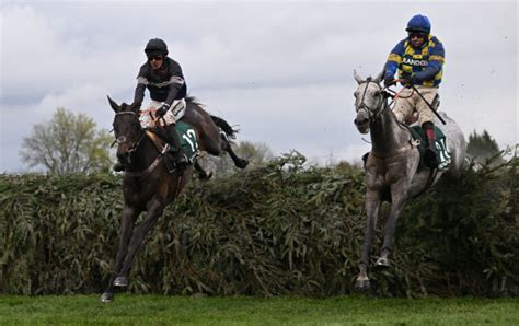 2.20 aintree results